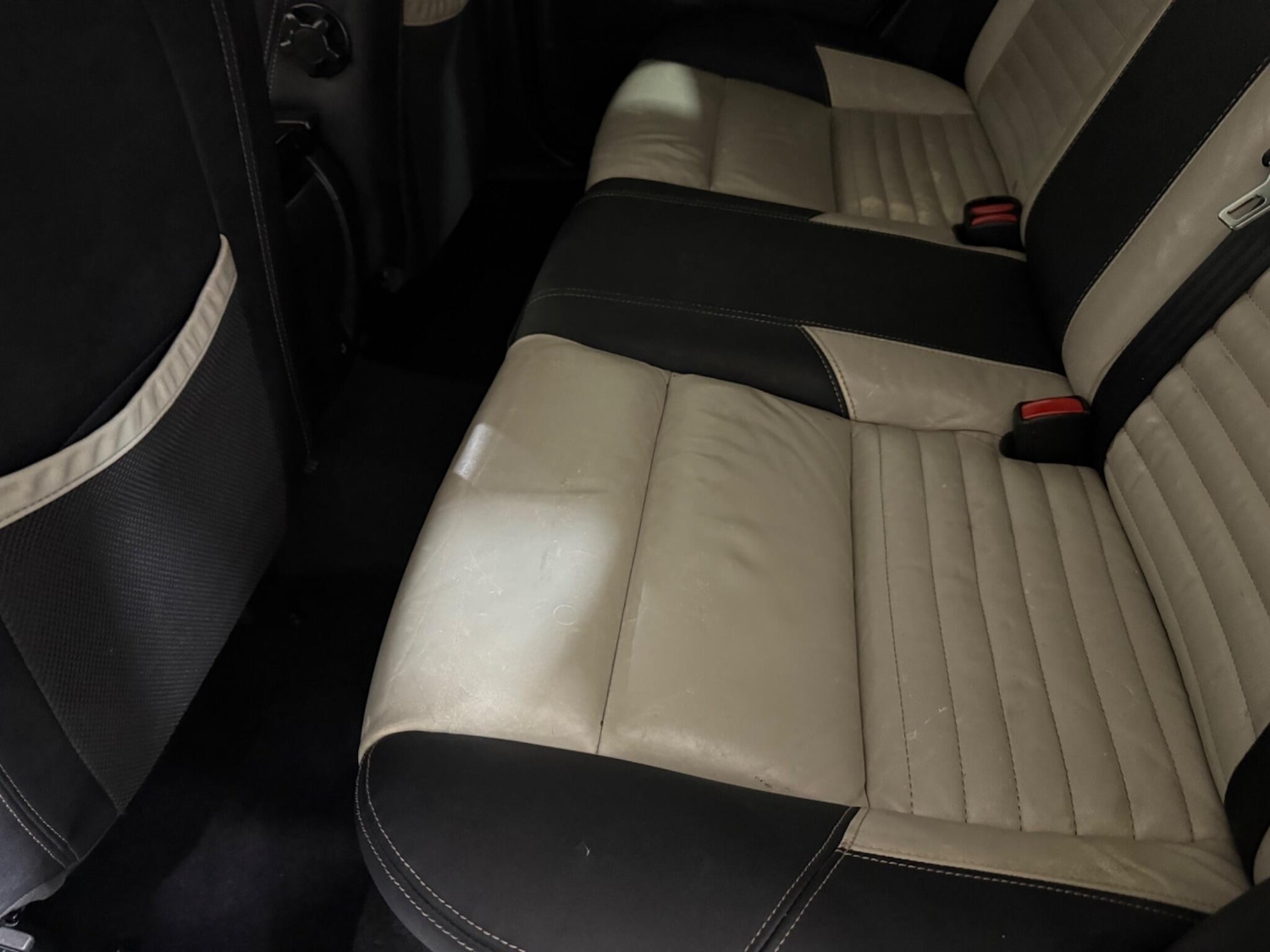 Used Volvo V50 2012 for sale - 76409584: Photo 57