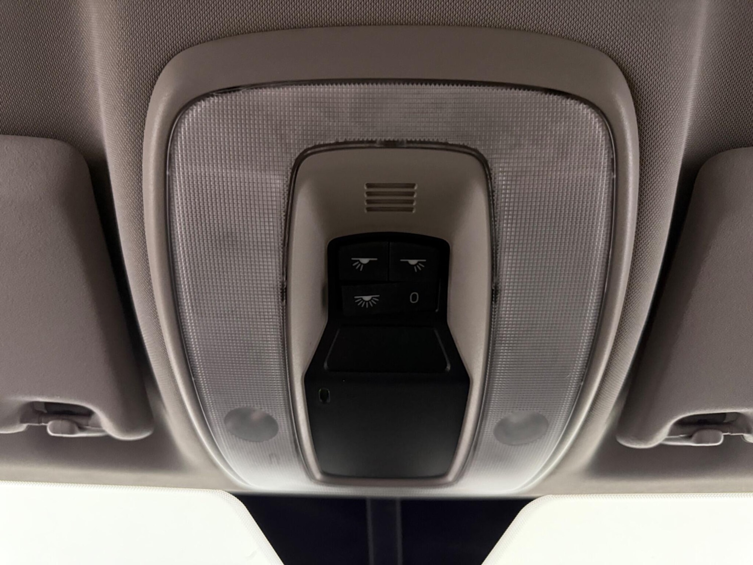 Used Volvo V50 2012 for sale - 76409584: Photo 66