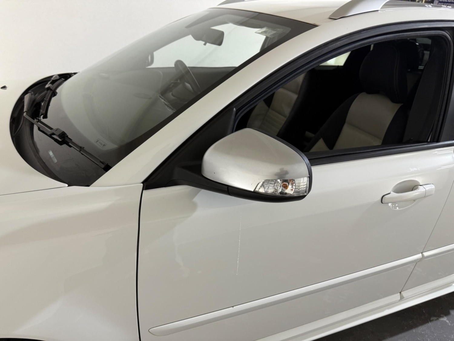 Used Volvo V50 2012 for sale - 76409584: Photo 70