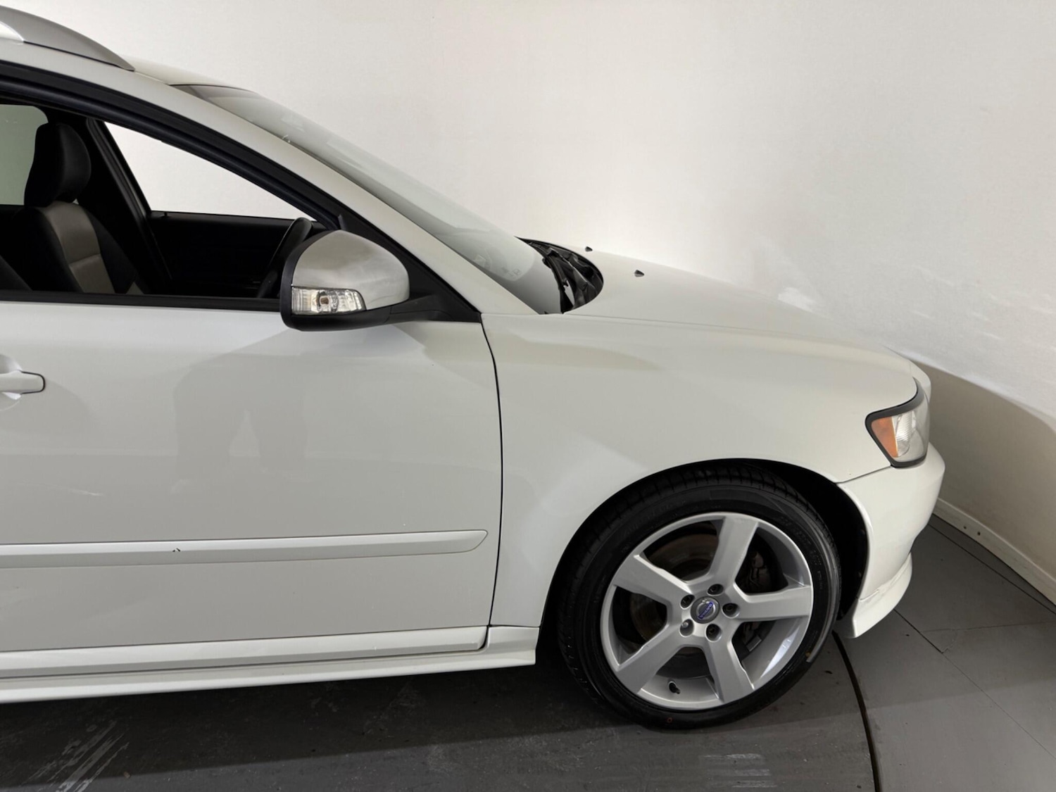 Used Volvo V50 2012 for sale - 76409584: Photo 72