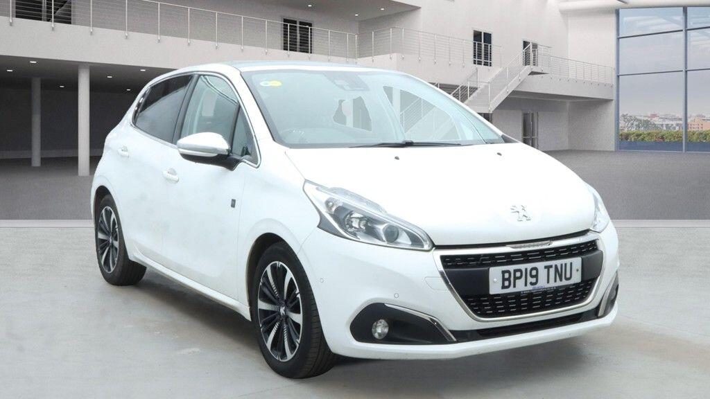 Used Peugeot 208 2019 for sale - 76549463: Photo 1