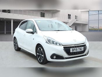 Used Peugeot 208 2019 for sale - 76549463: Photo
