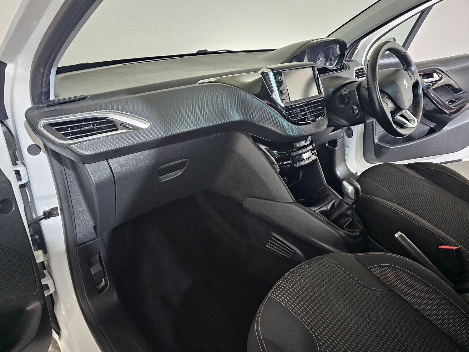 Used Peugeot 208 2019 for sale - 76549463: Photo 23