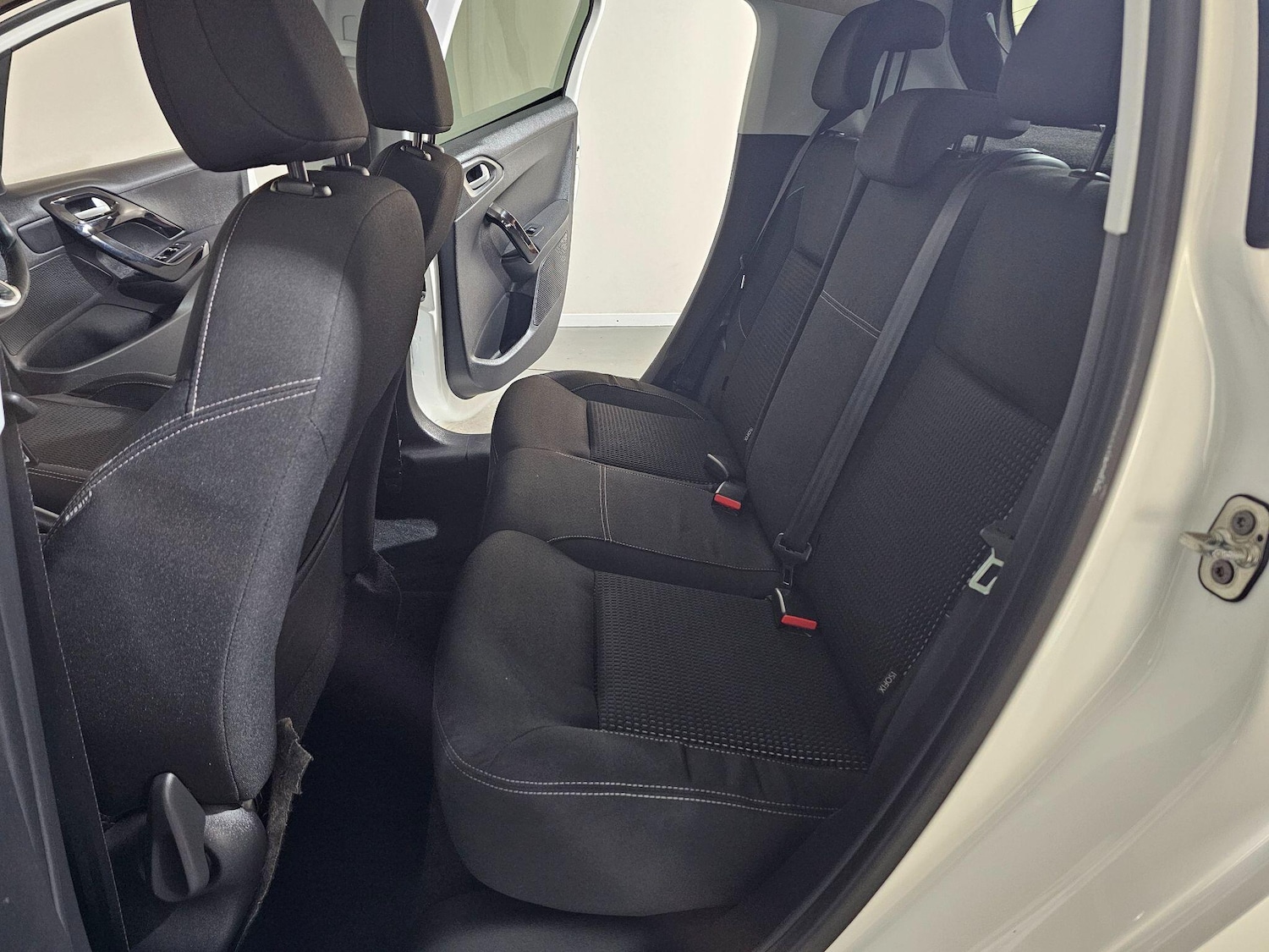 Used Peugeot 208 2019 for sale - 76549463: Photo 30