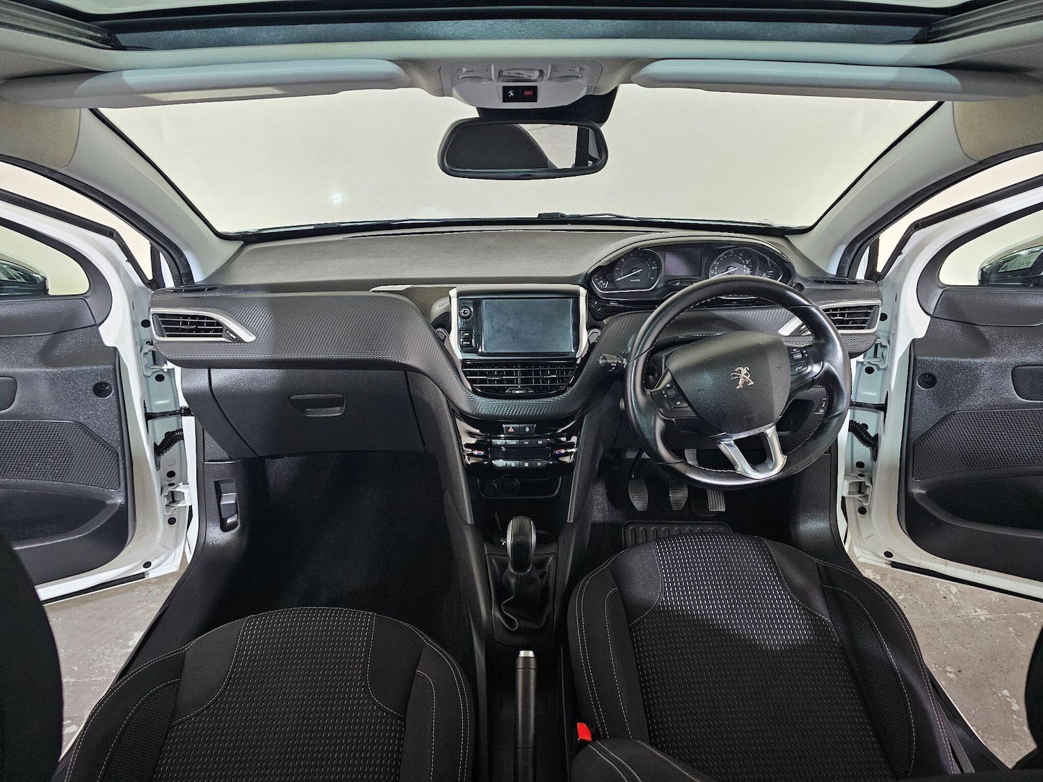 Used Peugeot 208 2019 for sale - 76549463: Photo 31