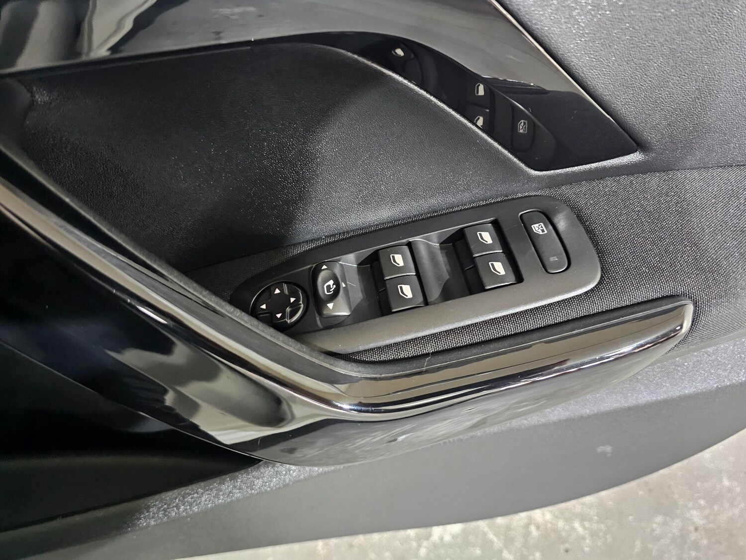 Used Peugeot 208 2019 for sale - 76549463: Photo 45