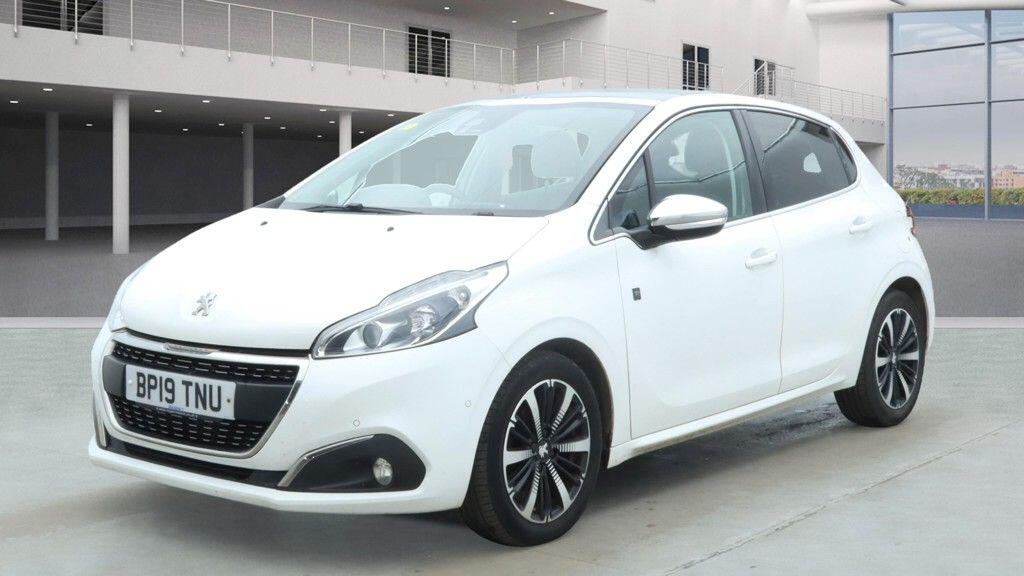 Used Peugeot 208 2019 for sale - 76549463: Photo 5
