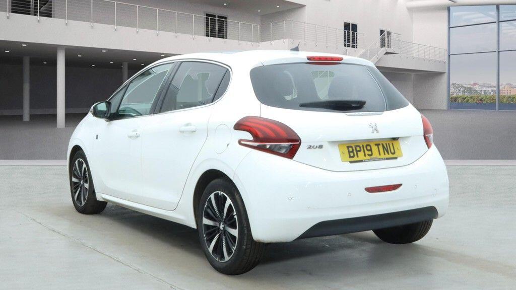 Used Peugeot 208 2019 for sale - 76549463: Photo 6