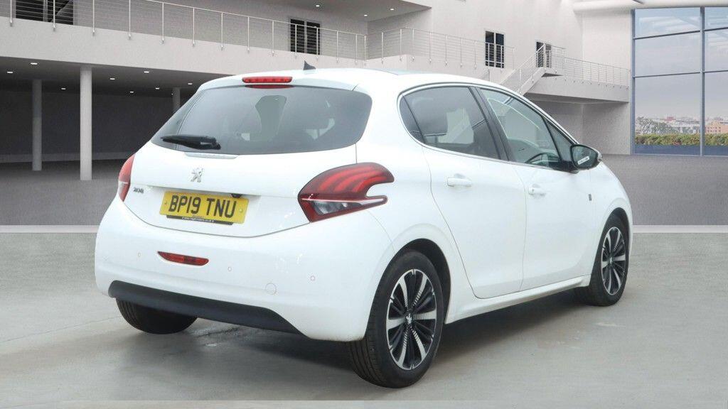 Used Peugeot 208 2019 for sale - 76549463: Photo 7
