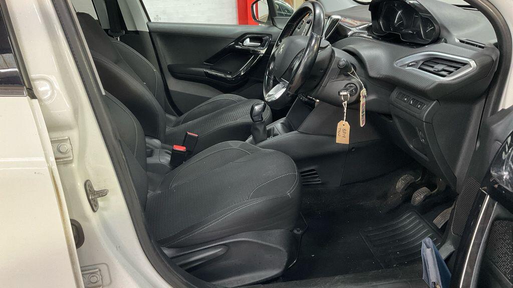 Used Peugeot 208 2019 for sale - 76549463: Photo 9