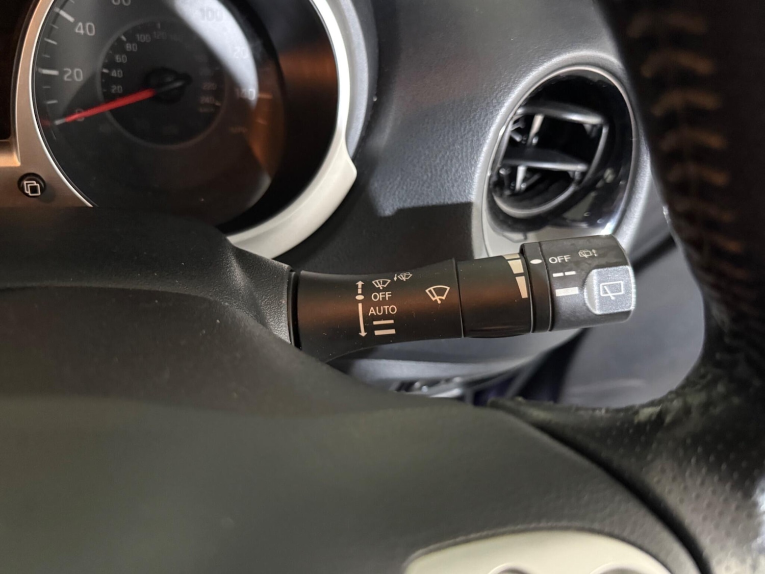 Used Nissan Juke 2017 for sale - 76349573: Photo 28