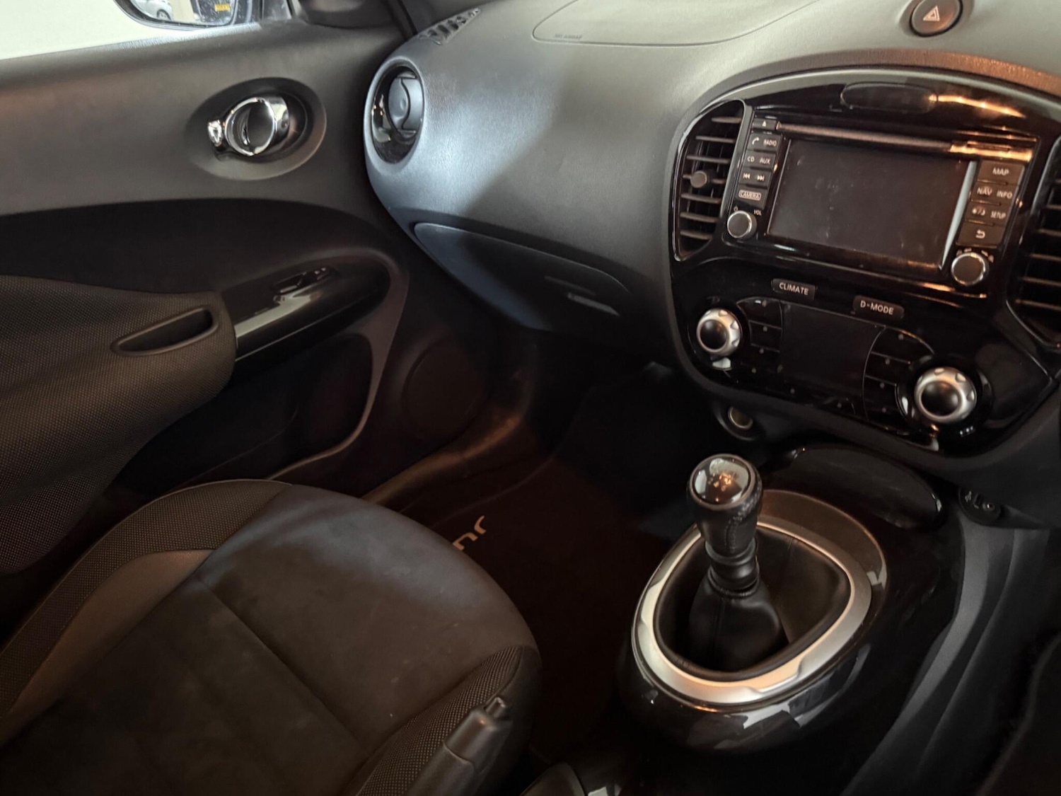 Used Nissan Juke 2017 for sale - 76349573: Photo 32