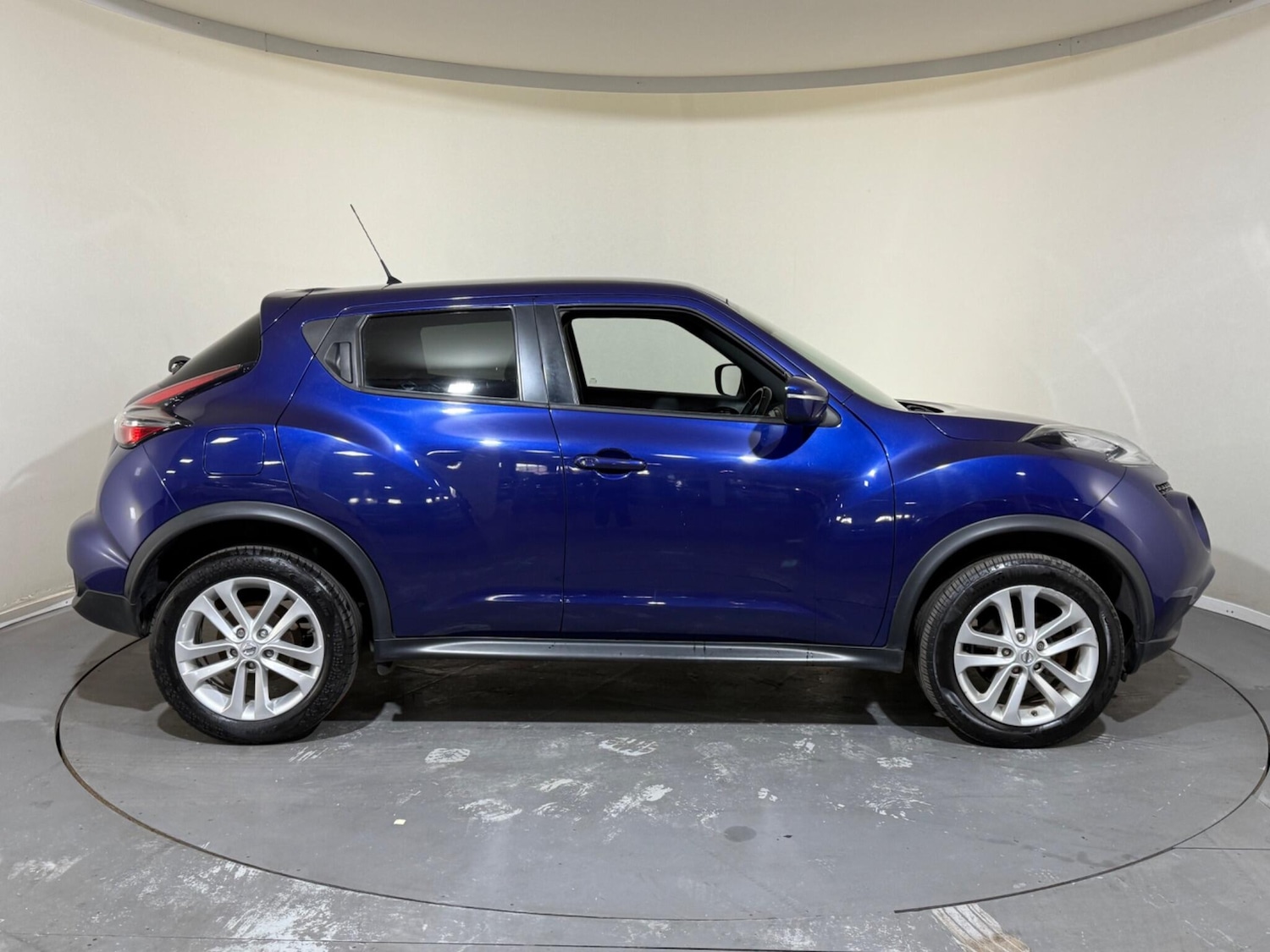 Used Nissan Juke 2017 for sale - 76349573: Photo 8