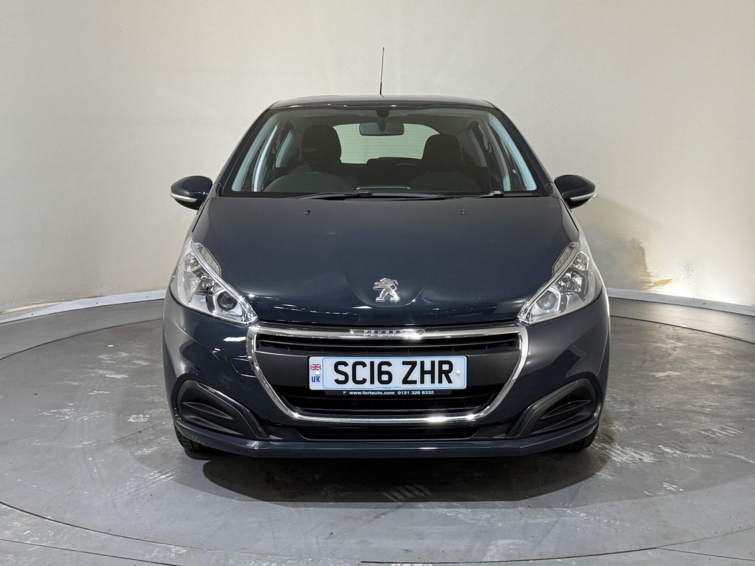 Used Peugeot 208 2016 for sale - 76409208: Photo 2