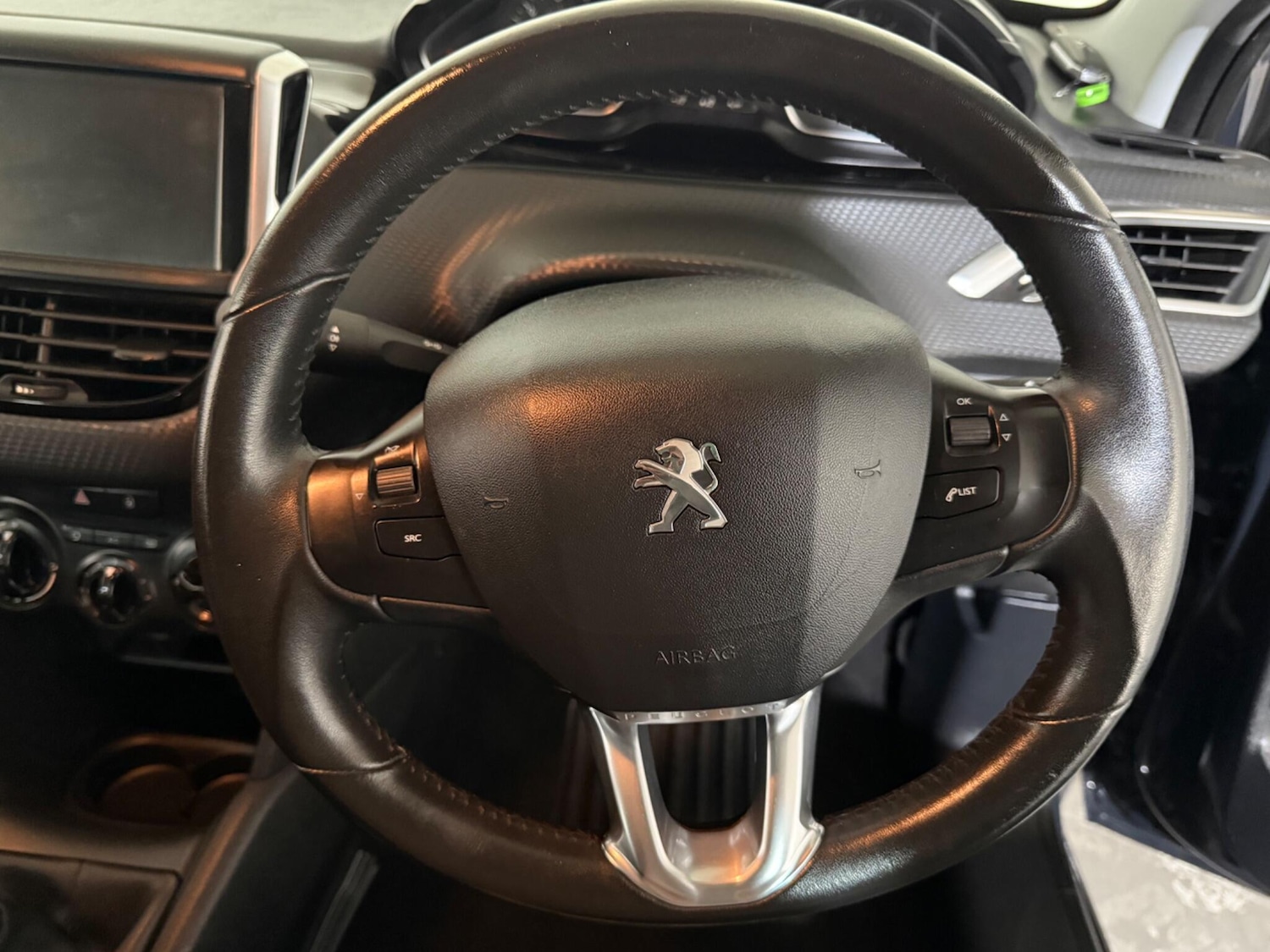 Used Peugeot 208 2016 for sale - 76409208: Photo 26