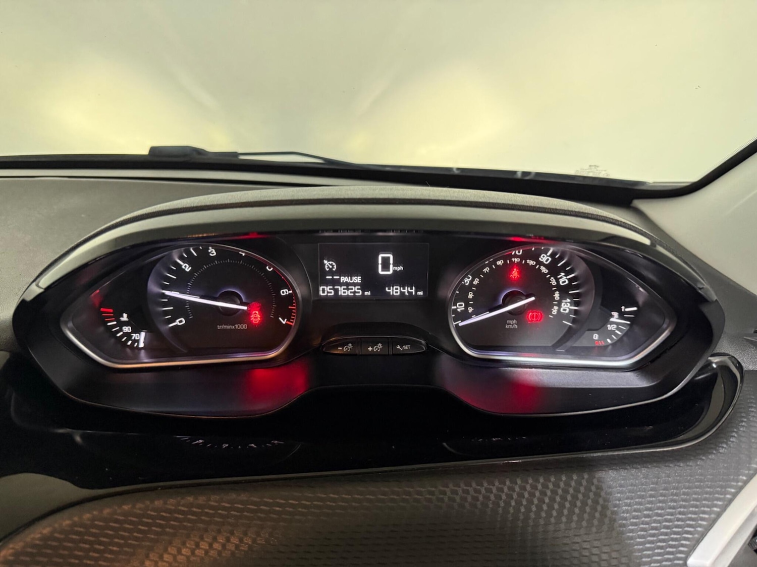 Used Peugeot 208 2016 for sale - 76409208: Photo 34