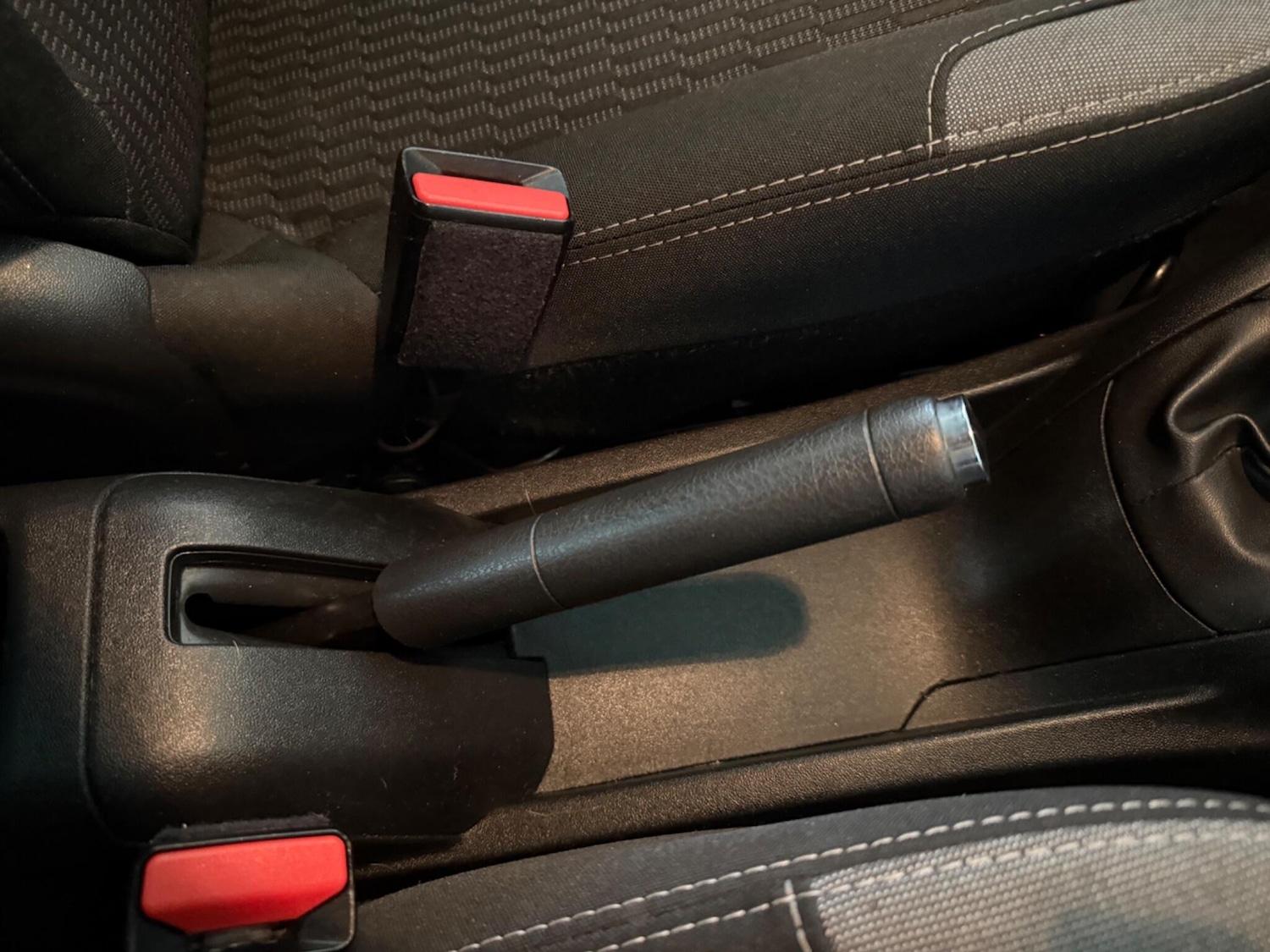 Used Peugeot 208 2016 for sale - 76409208: Photo 42