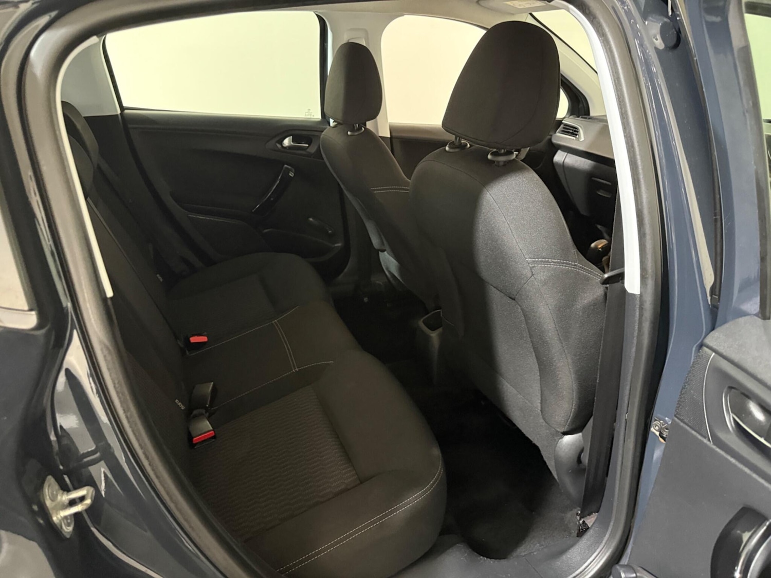 Used Peugeot 208 2016 for sale - 76409208: Photo 49