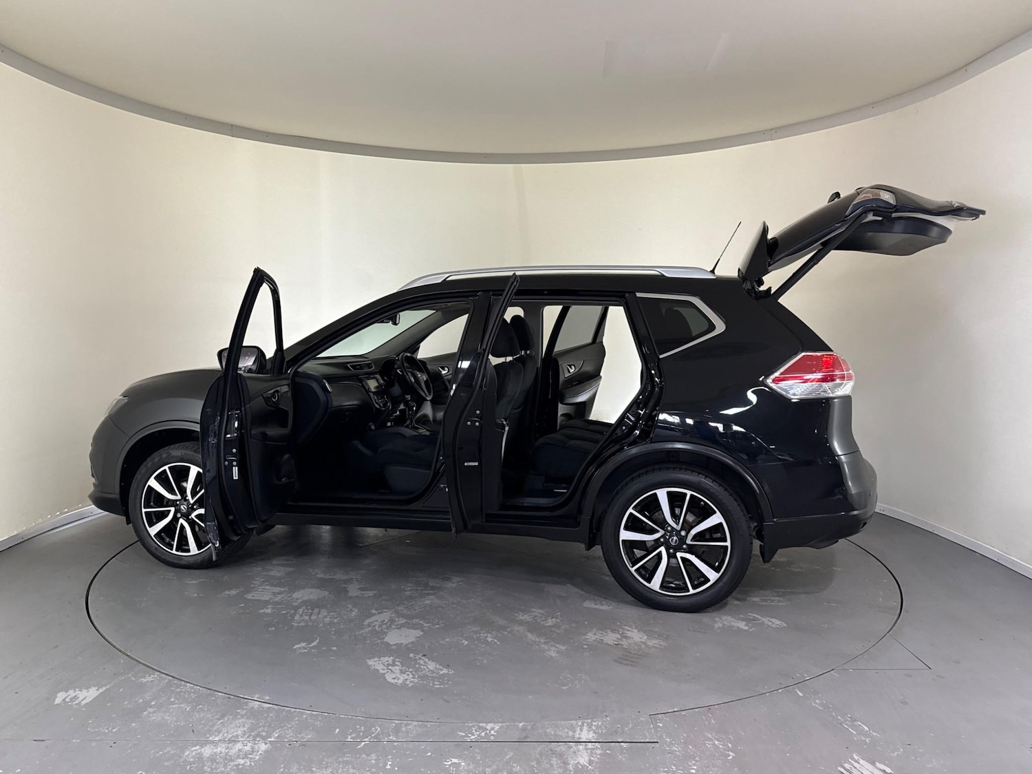 Used Nissan X-Trail 2015 for sale - 76408818: Photo 11