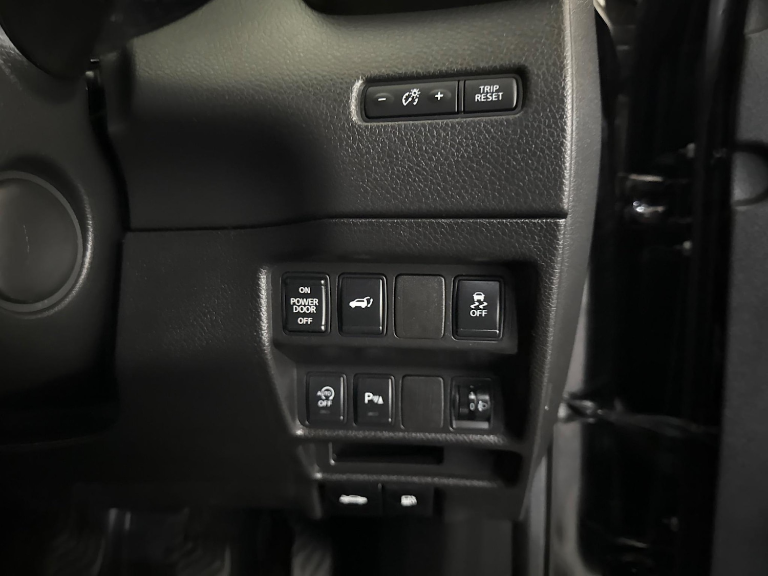 Used Nissan X-Trail 2015 for sale - 76408818: Photo 27