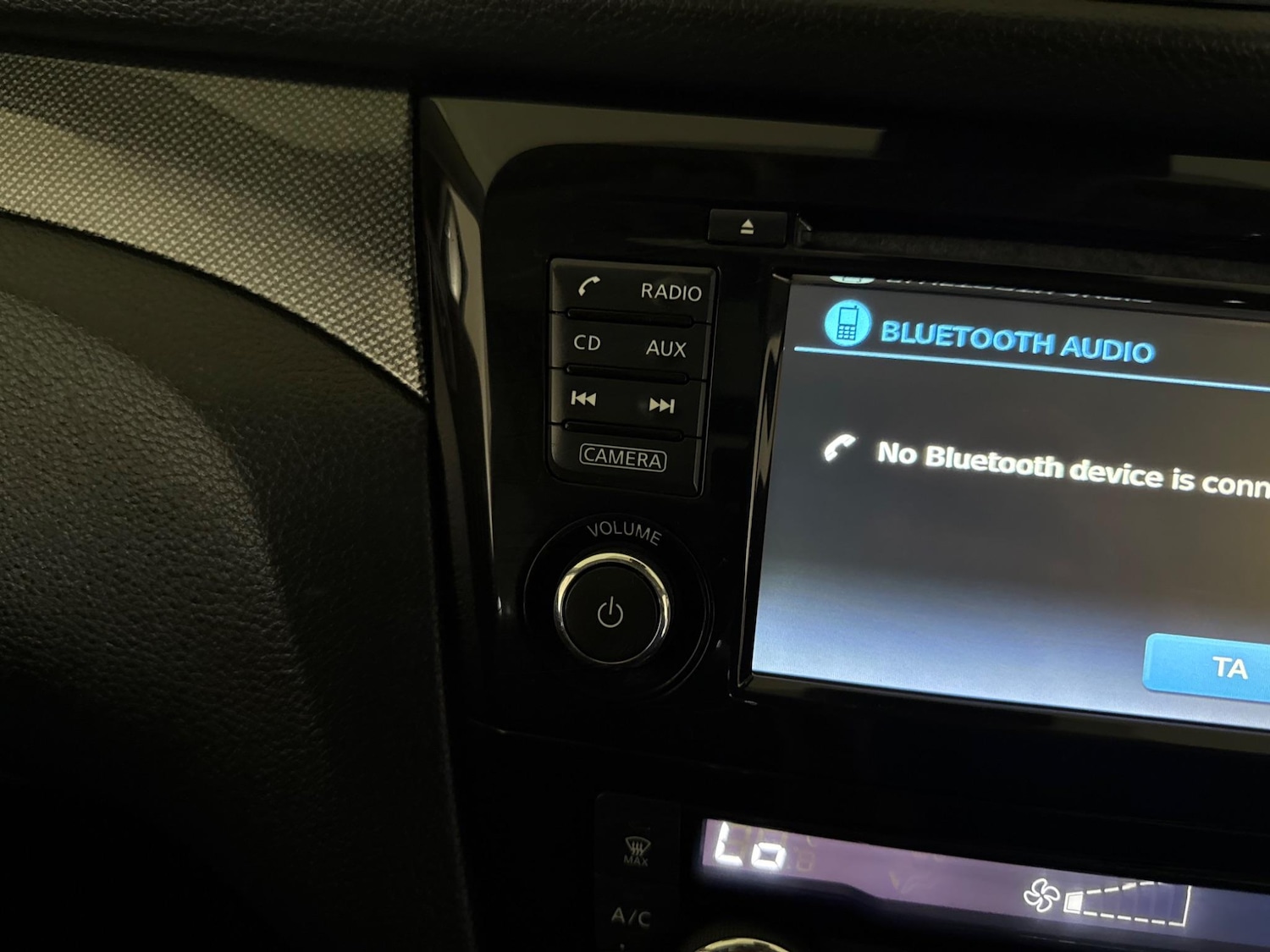 Used Nissan X-Trail 2015 for sale - 76408818: Photo 40