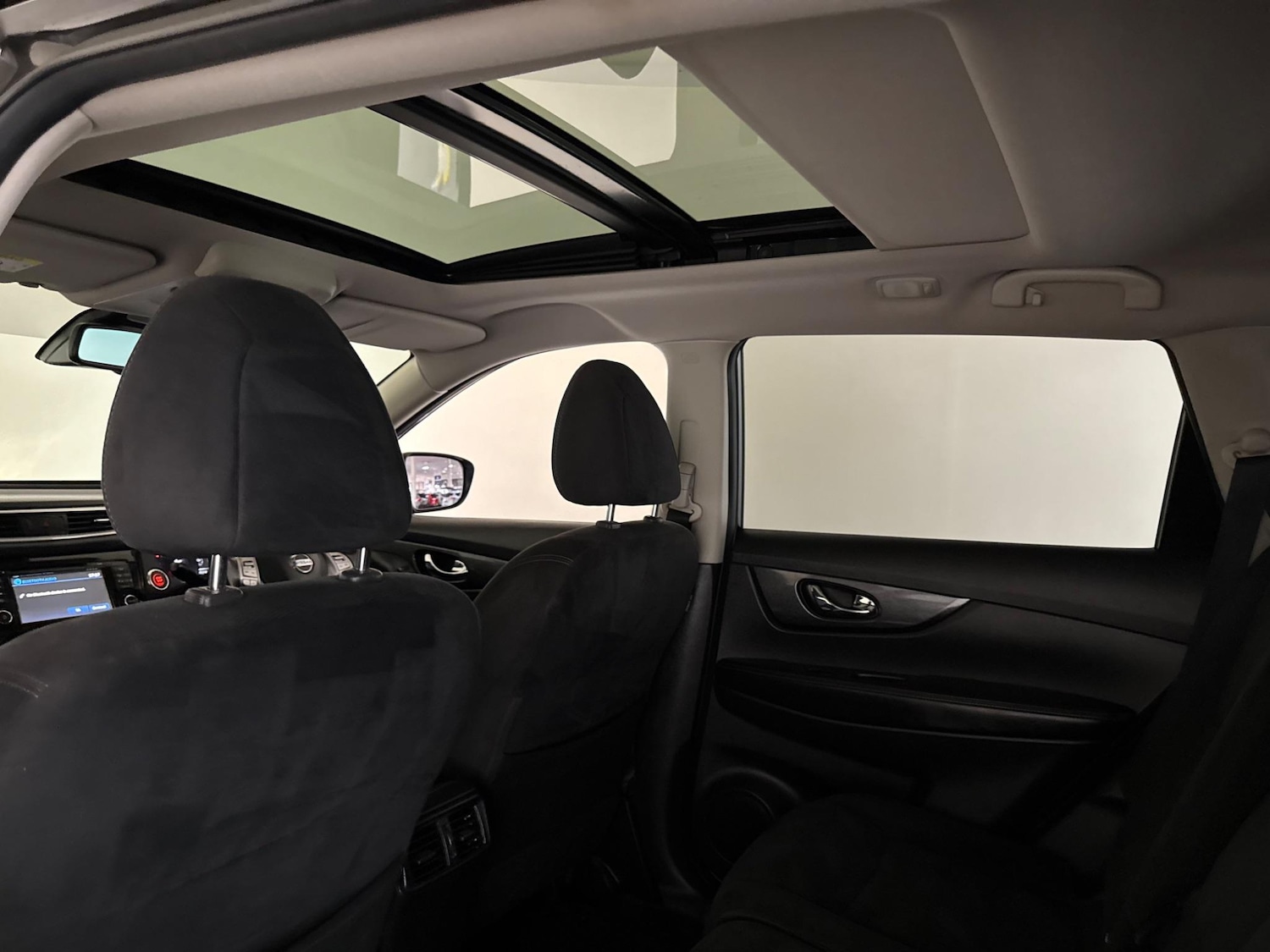 Used Nissan X-Trail 2015 for sale - 76408818: Photo 66