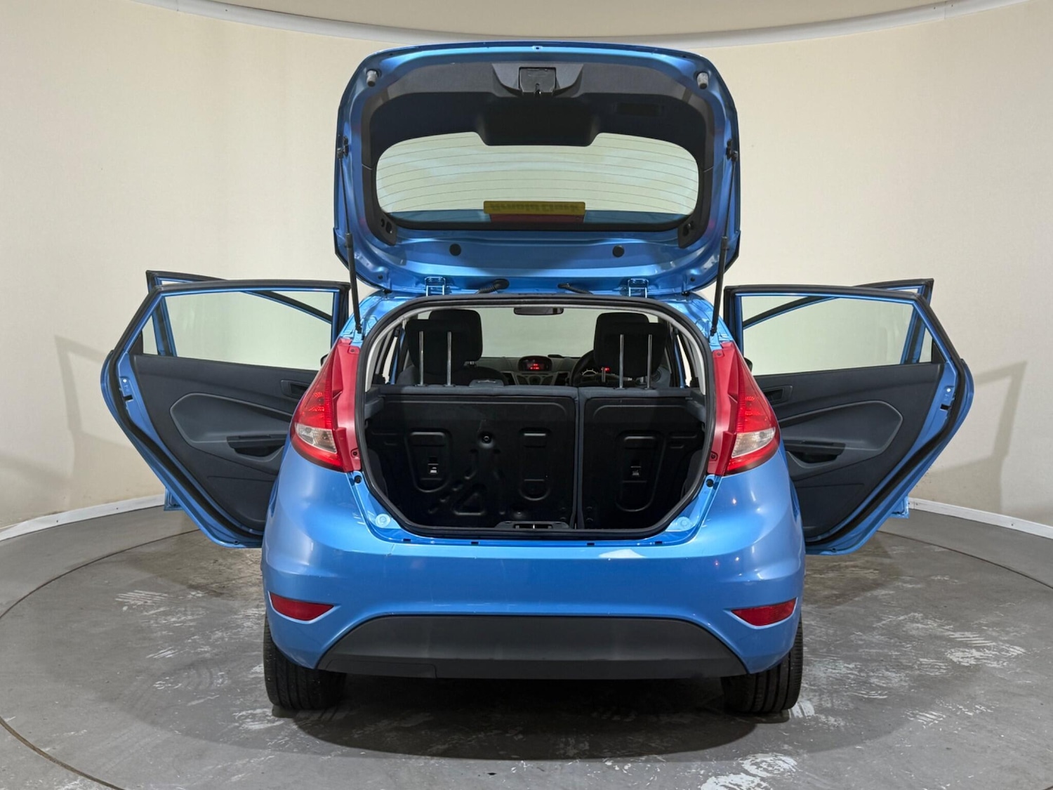 Used Ford Fiesta 2010 for sale - 77016782: Photo 12