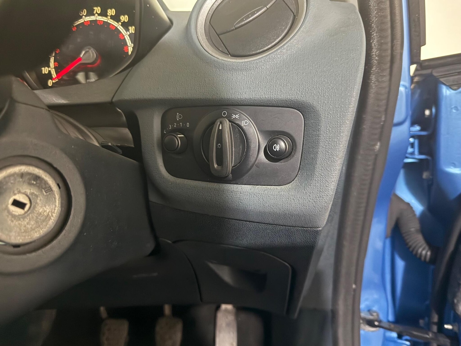 Used Ford Fiesta 2010 for sale - 77016782: Photo 25