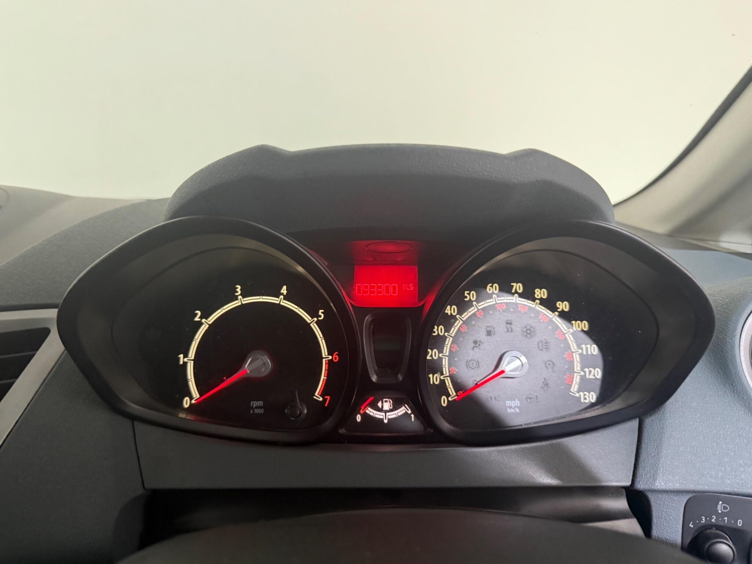 Used Ford Fiesta 2010 for sale - 77016782: Photo 30