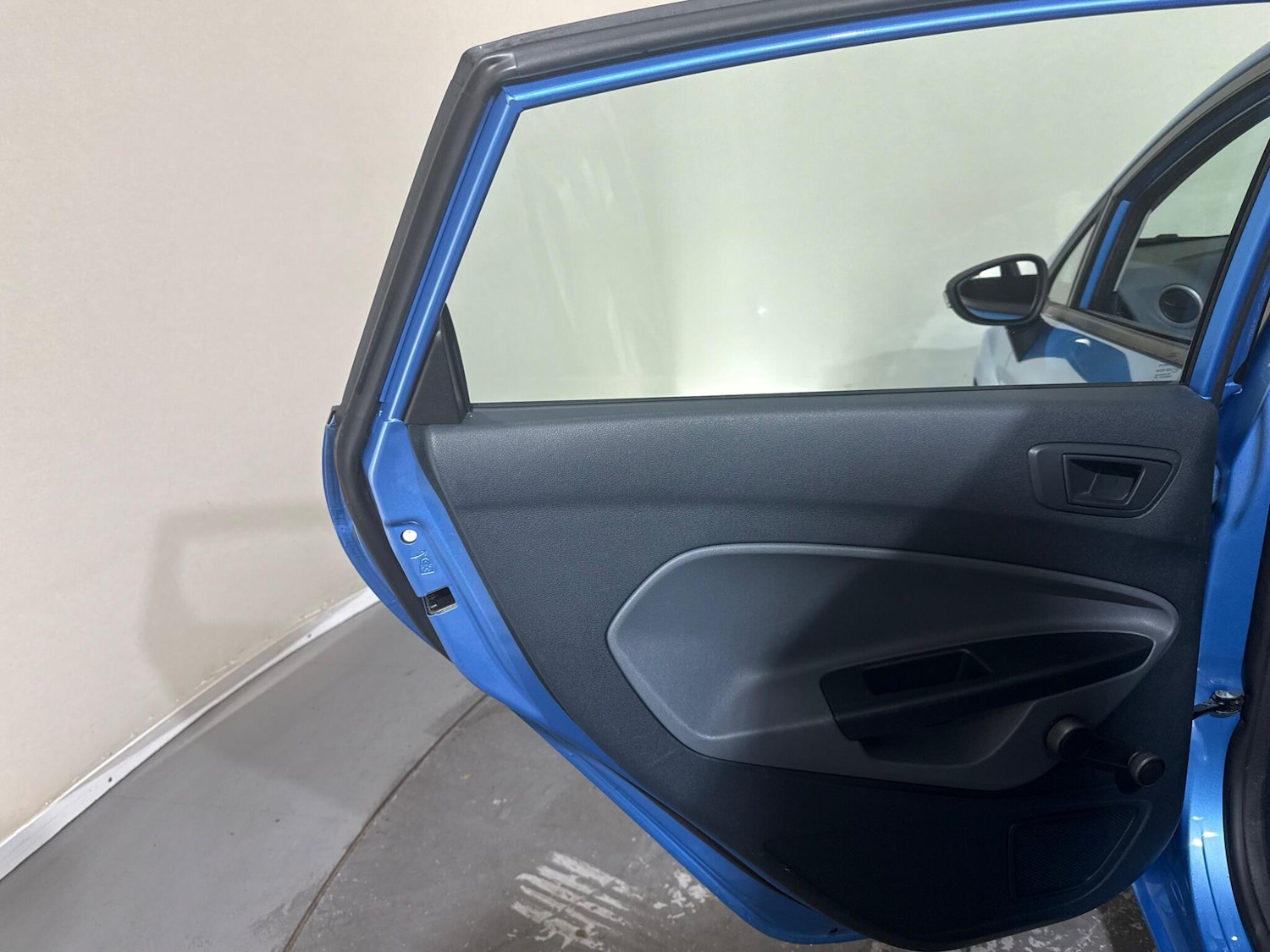 Used Ford Fiesta 2010 for sale - 77016782: Photo 54