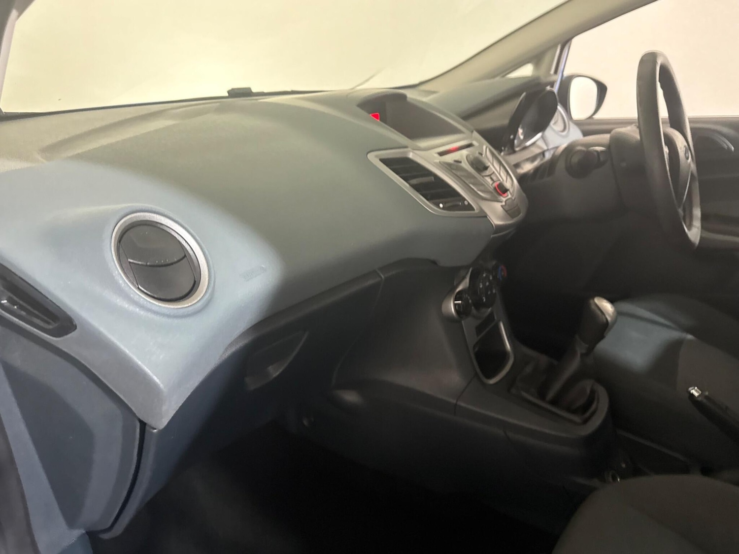 Used Ford Fiesta 2010 for sale - 77016782: Photo 68