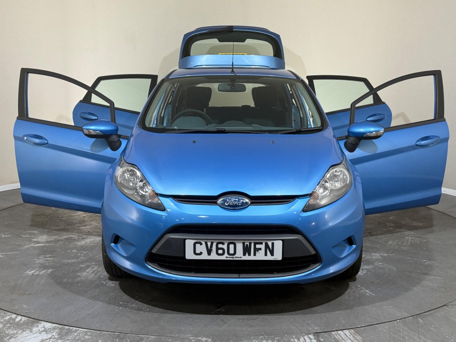 Used Ford Fiesta 2010 for sale - 77016782: Photo 9