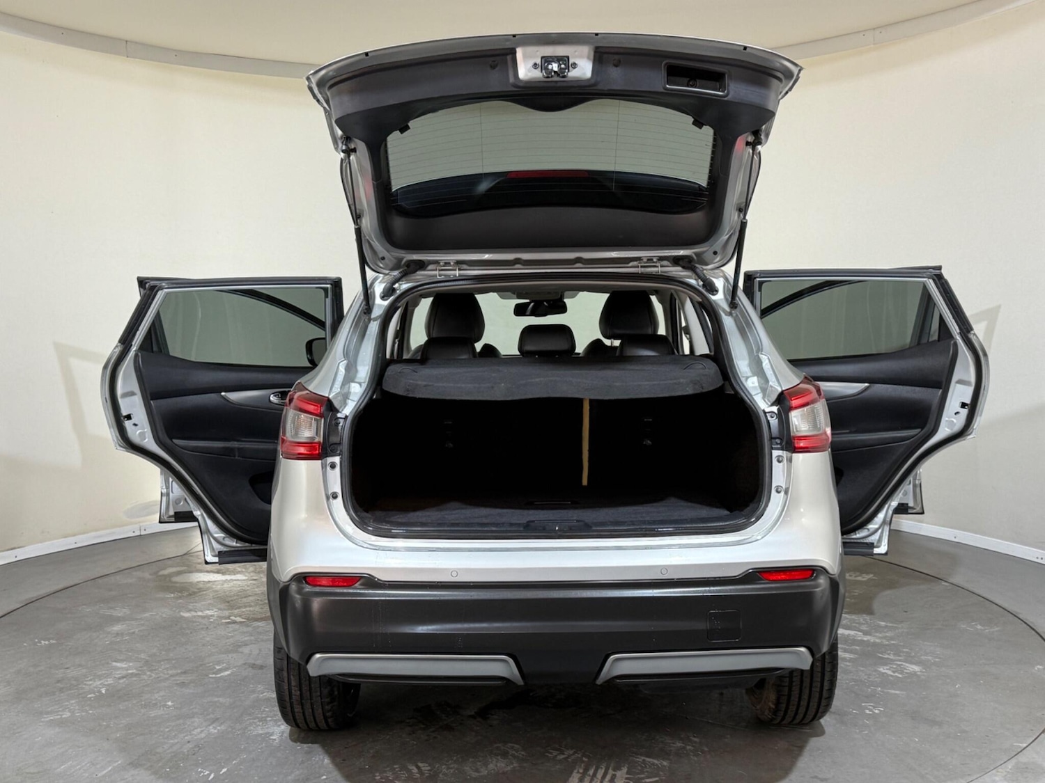 Used Nissan Qashqai 2018 for sale - 76644647: Photo 12