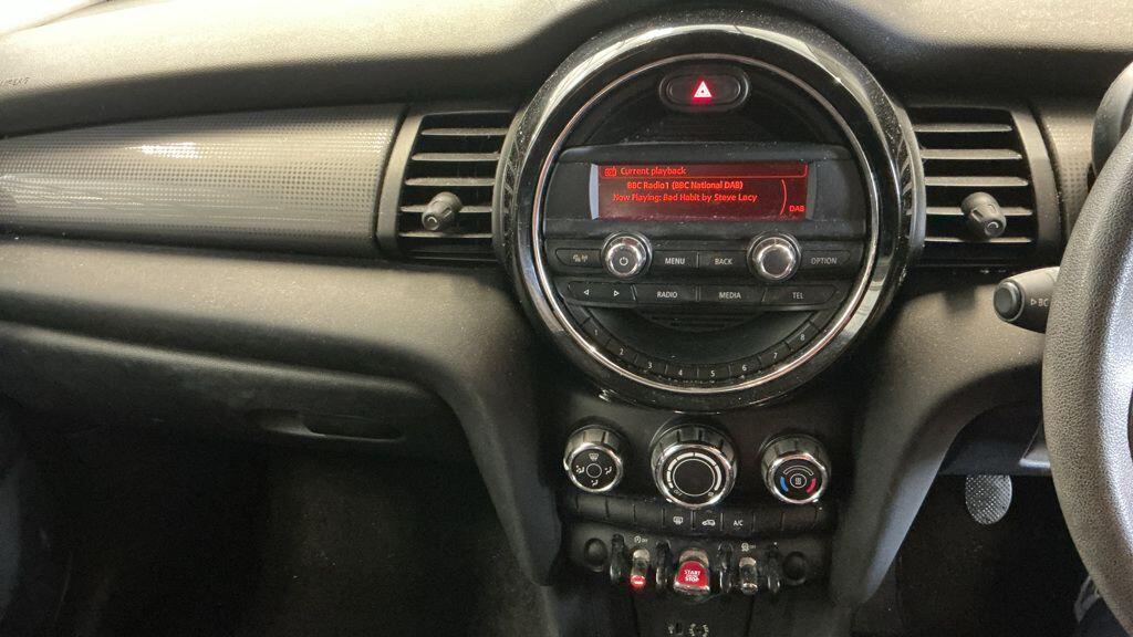 Used MINI Hatch 2015 for sale - 76408355: Photo 10