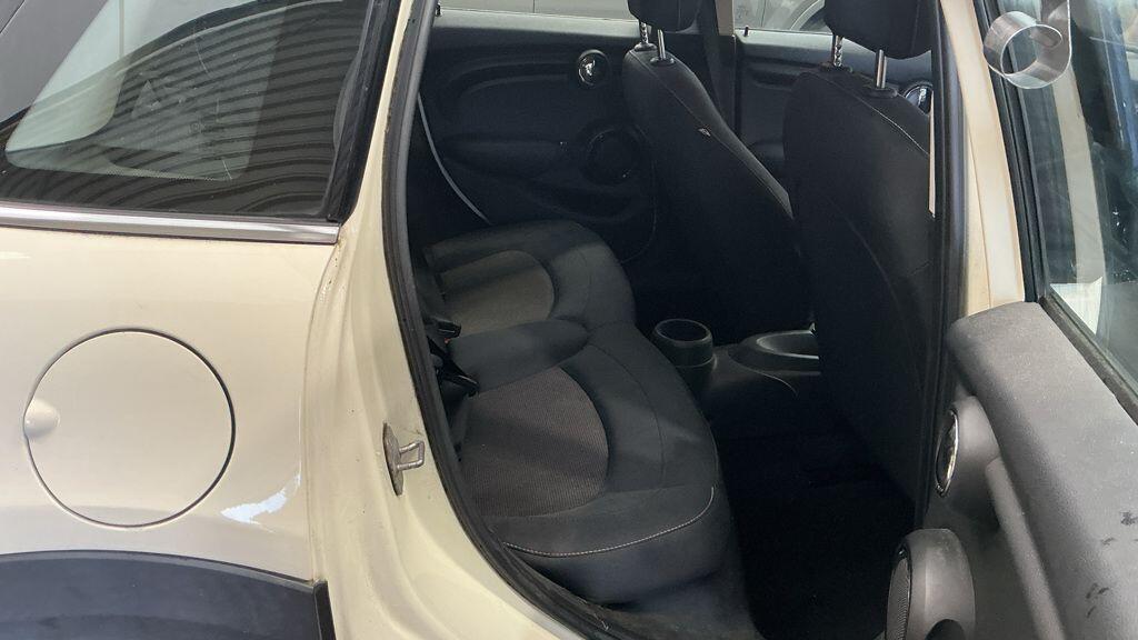 Used MINI Hatch 2015 for sale - 76408355: Photo 8