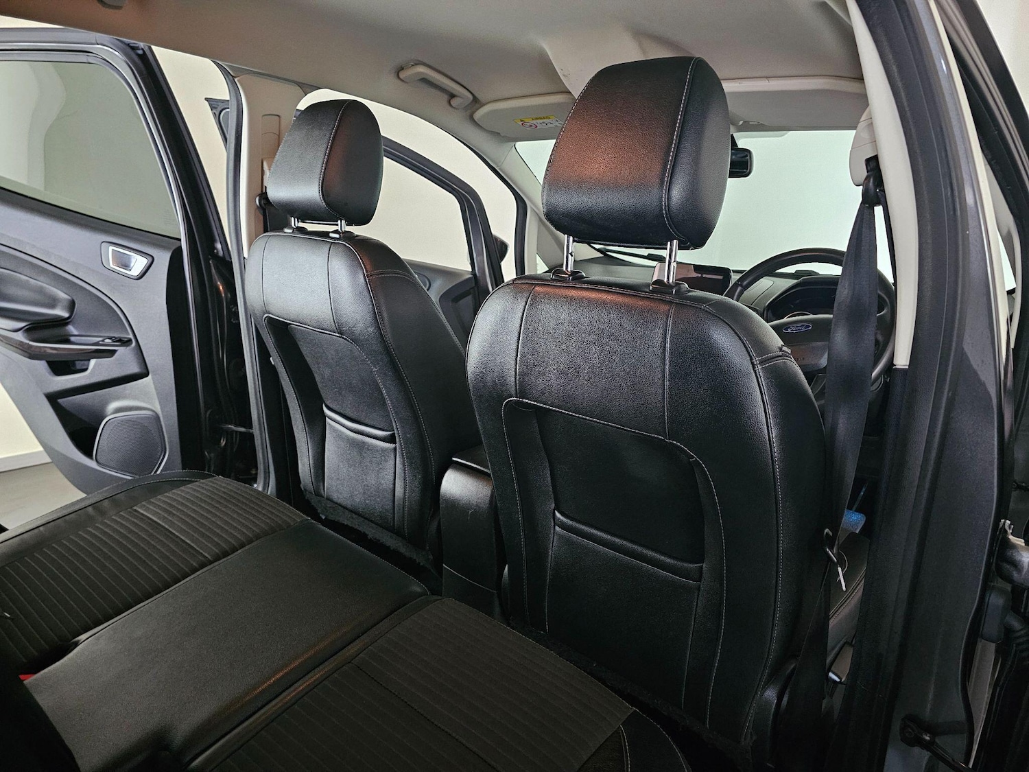 Used Ford Ecosport 2019 for sale - 76409377: Photo 30