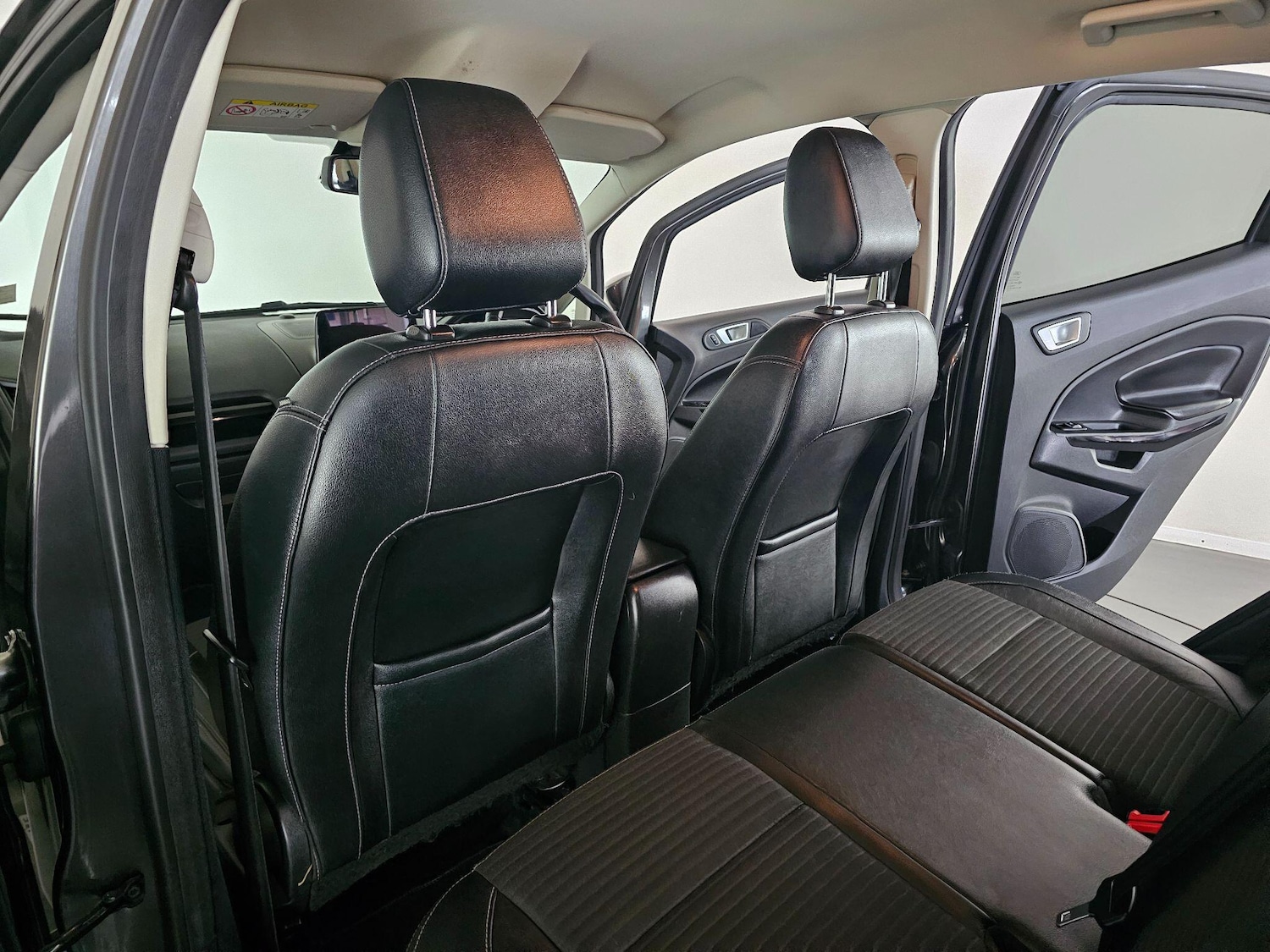 Used Ford Ecosport 2019 for sale - 76409377: Photo 33