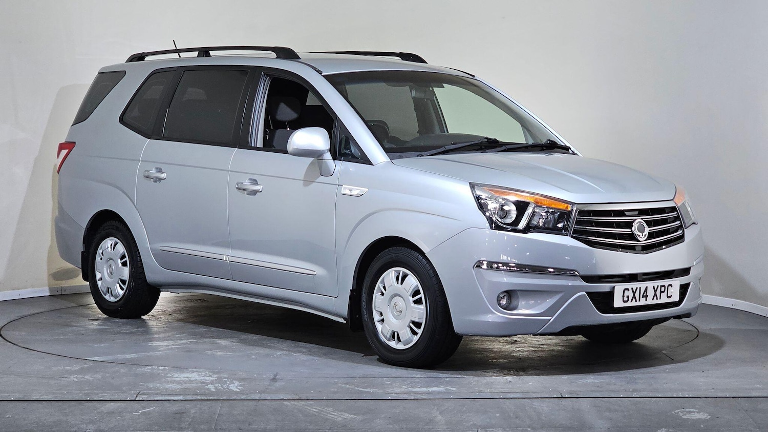 Used Ssangyong Turismo 2014 for sale - 76409368: Photo 1