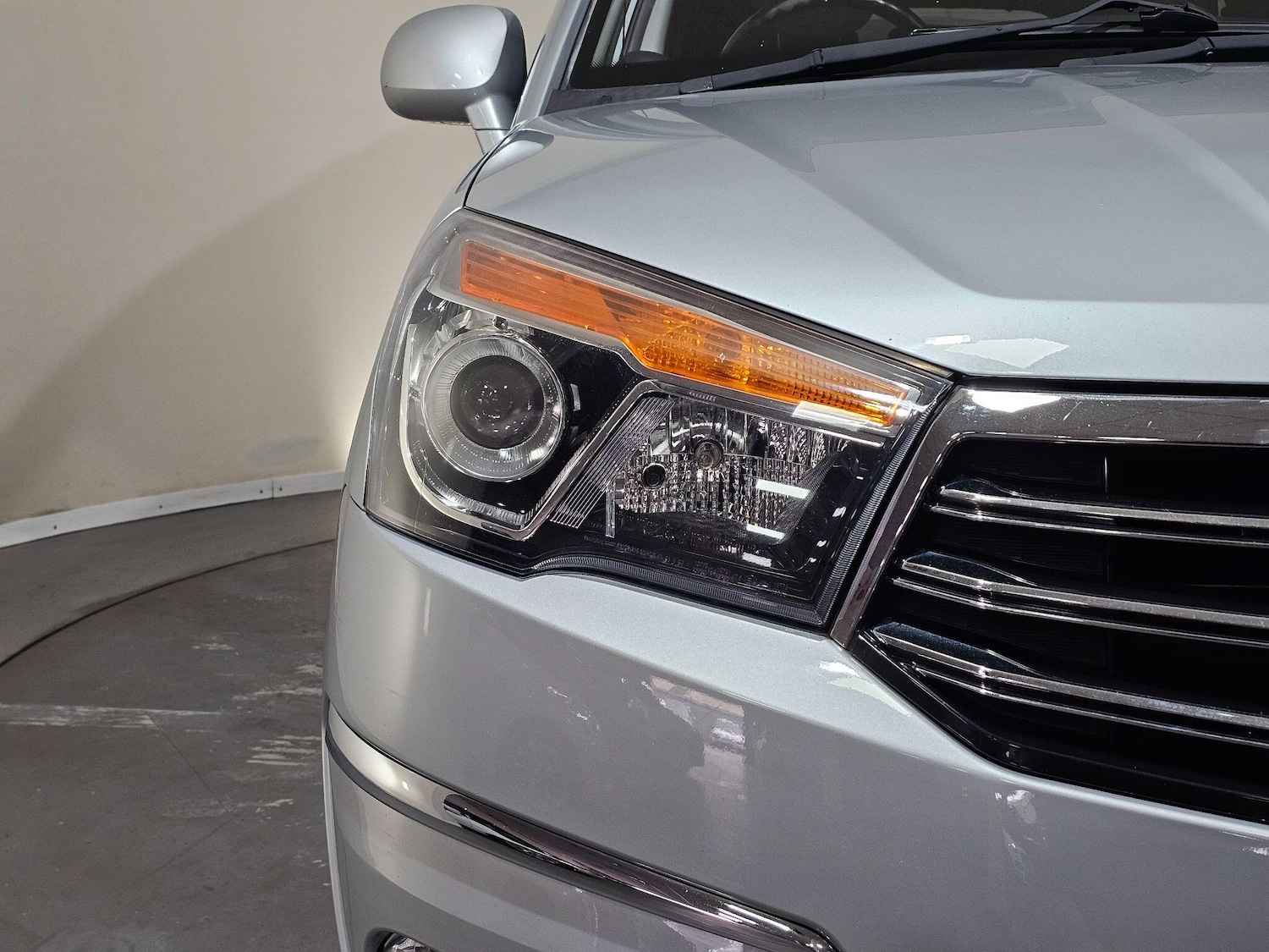 Used Ssangyong Turismo 2014 for sale - 76409368: Photo 12