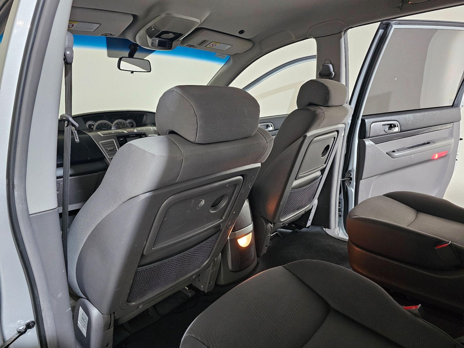 Used Ssangyong Turismo 2014 for sale - 76409368: Photo 31