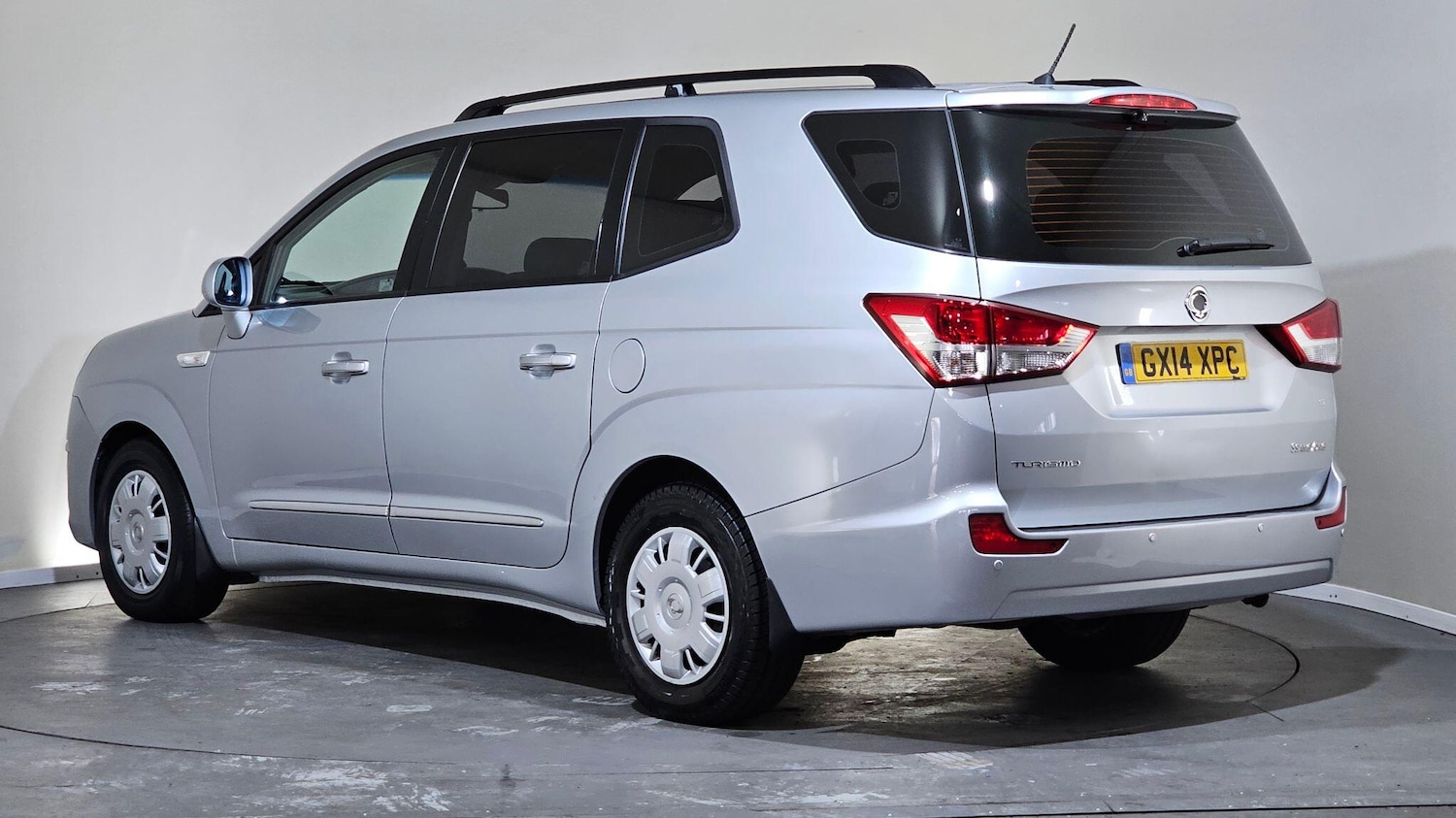 Used Ssangyong Turismo 2014 for sale - 76409368: Photo 9