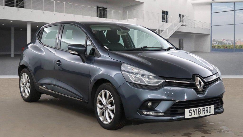 Used Renault Clio for sale - 76409362: Photo 1