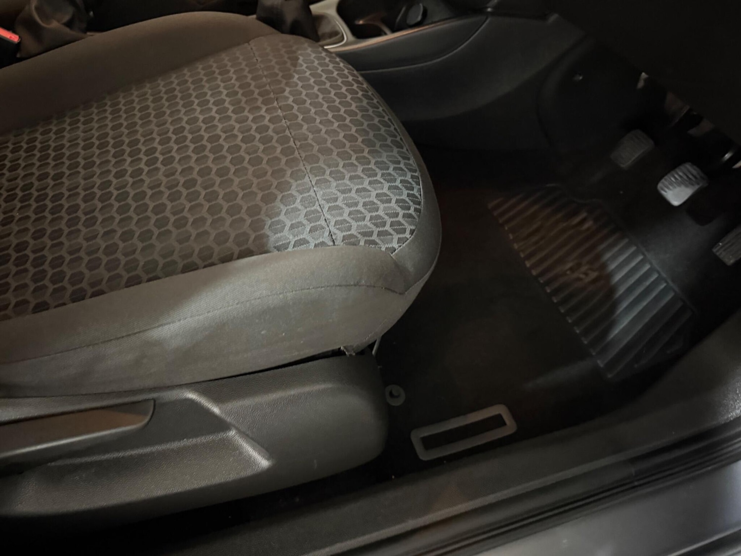 Used Vauxhall Corsa 2015 for sale - 76898670: Photo 24