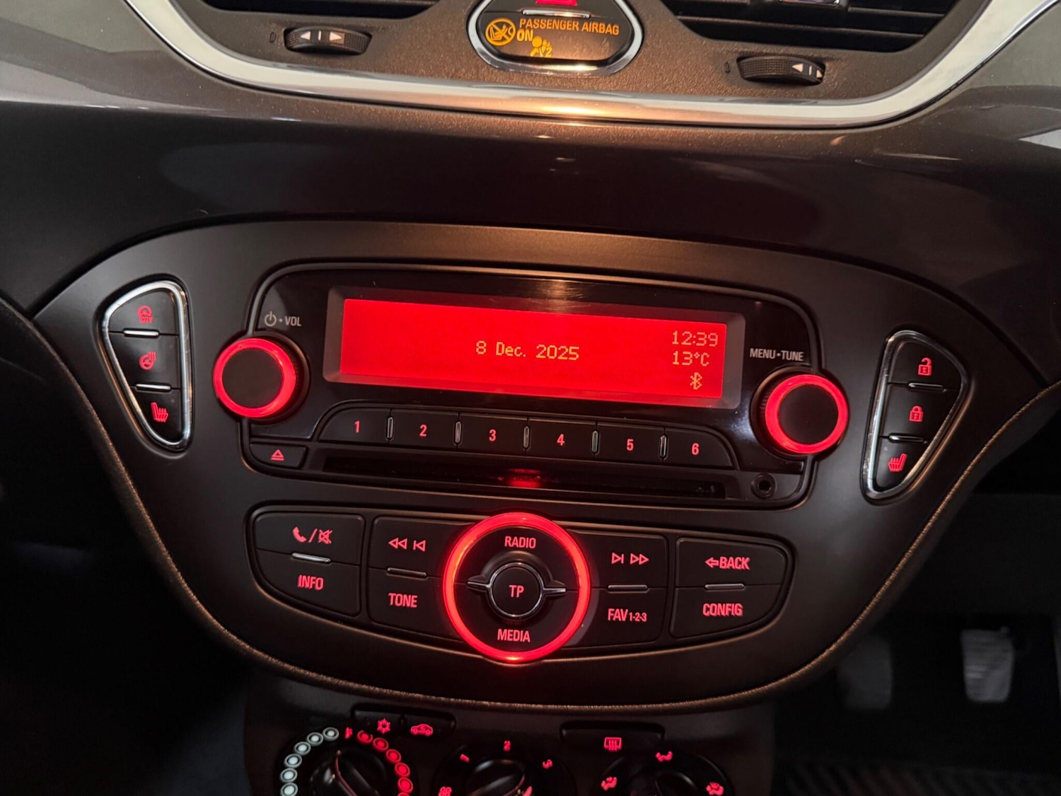 Used Vauxhall Corsa 2015 for sale - 76898670: Photo 36