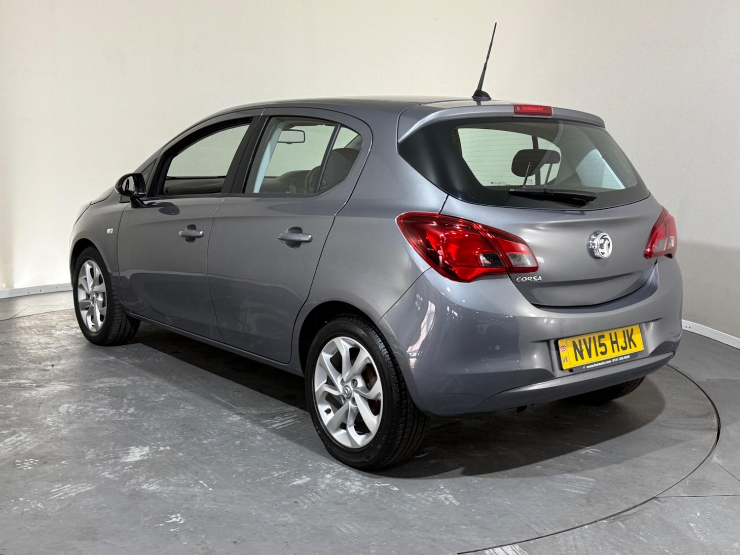 Used Vauxhall Corsa 2015 for sale - 76898670: Photo 5