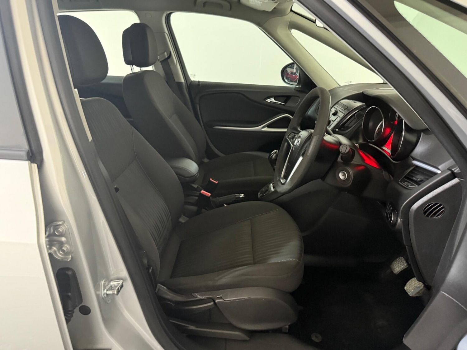 Used Vauxhall Zafira 2013 for sale - 77016377: Photo 23