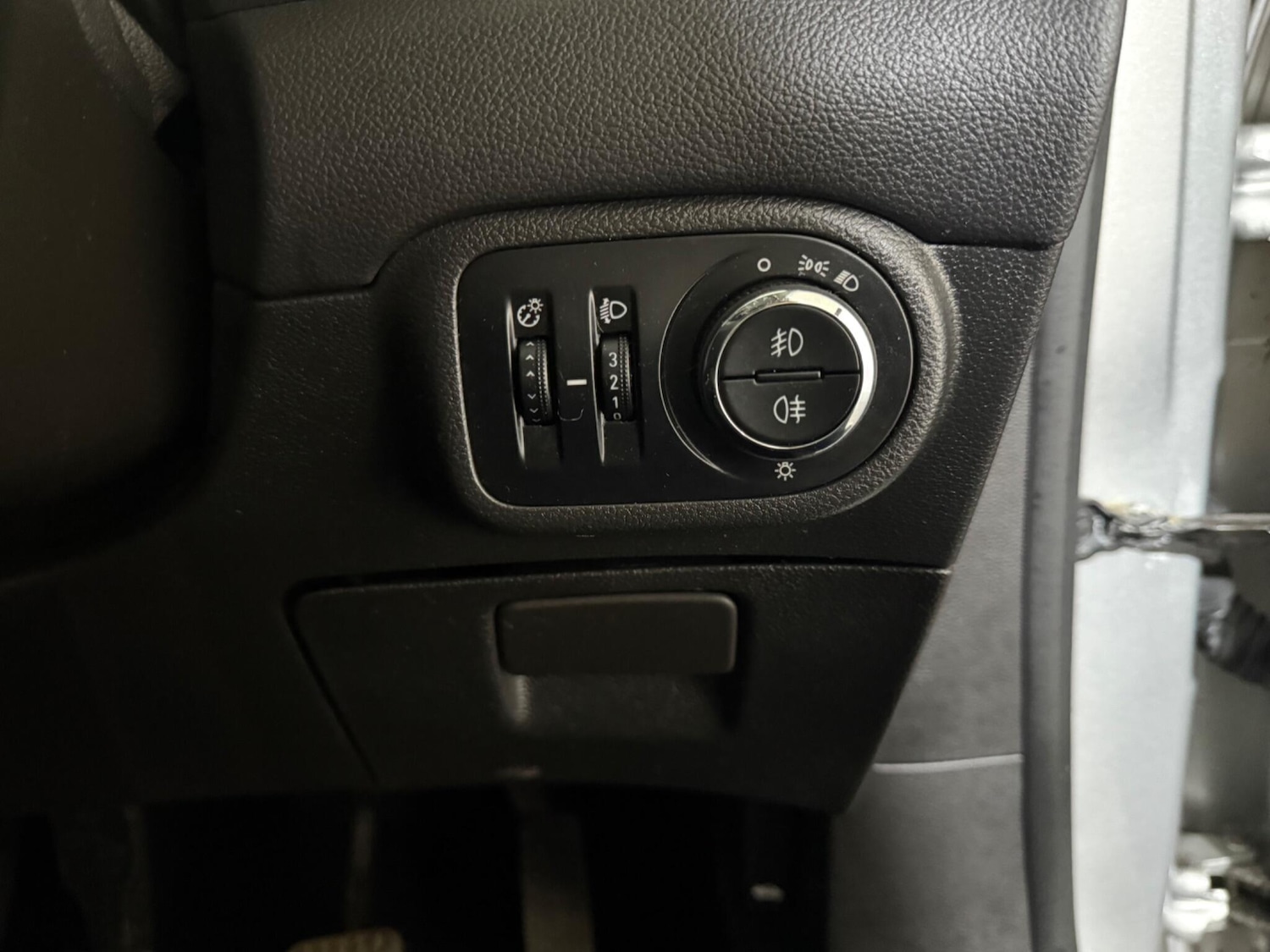 Used Vauxhall Zafira 2013 for sale - 77016377: Photo 26