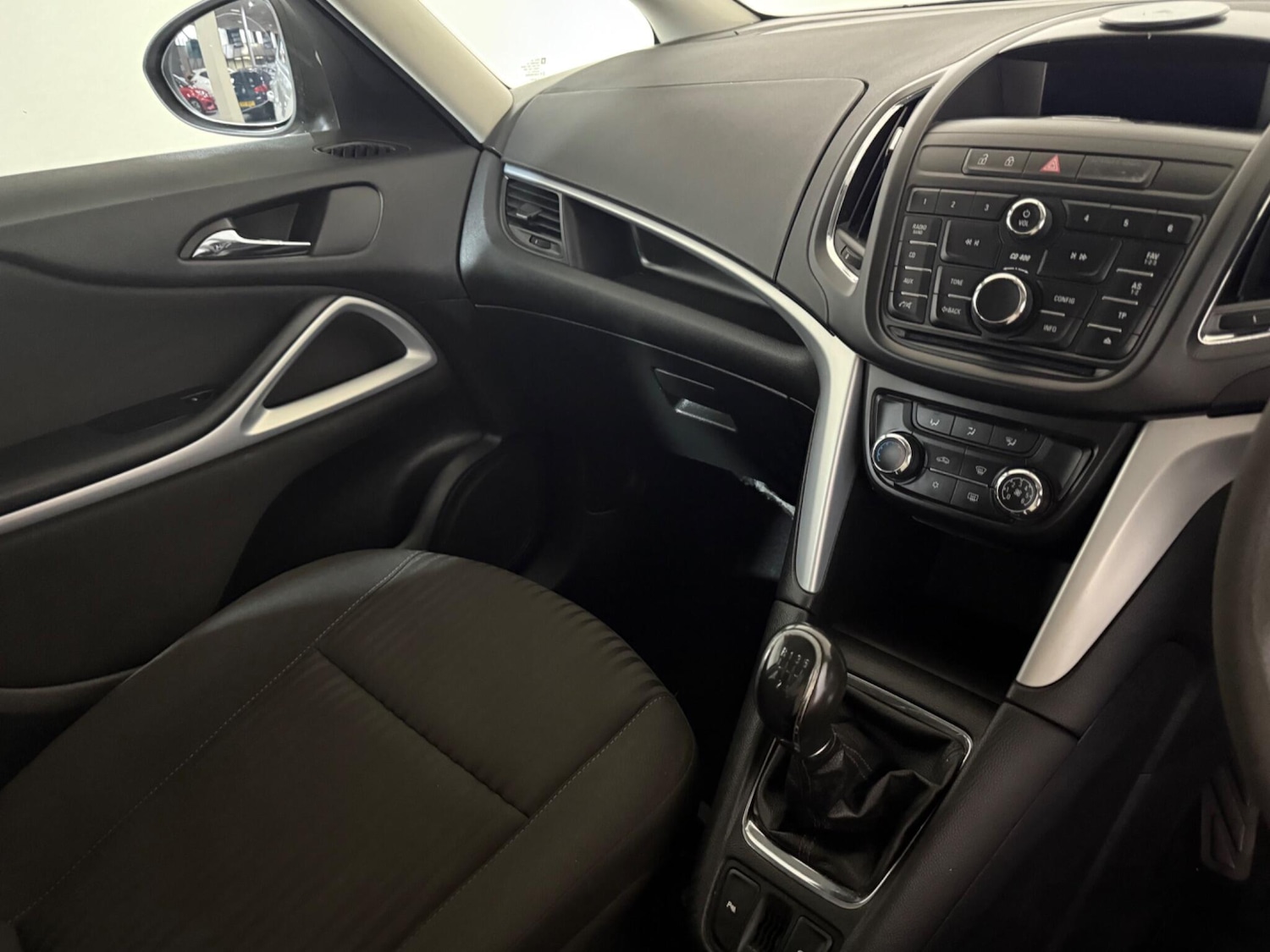 Used Vauxhall Zafira 2013 for sale - 77016377: Photo 33