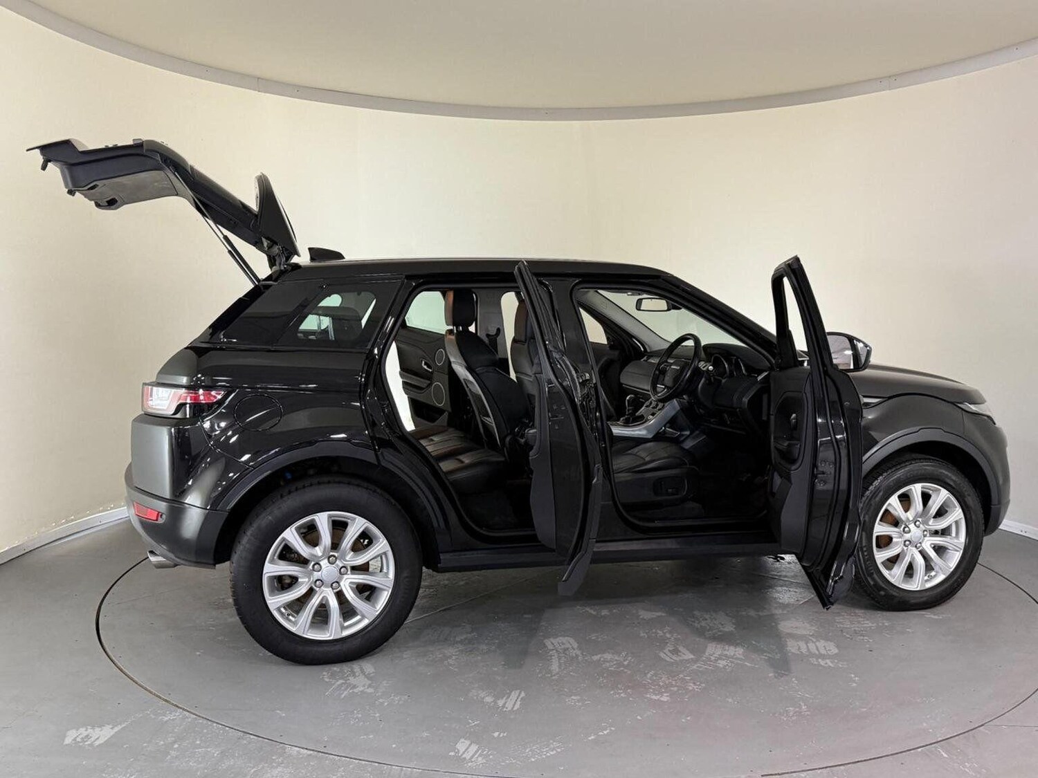 Used Land Rover Range Rover Evoque 2017 for sale - 76658636: Photo 17