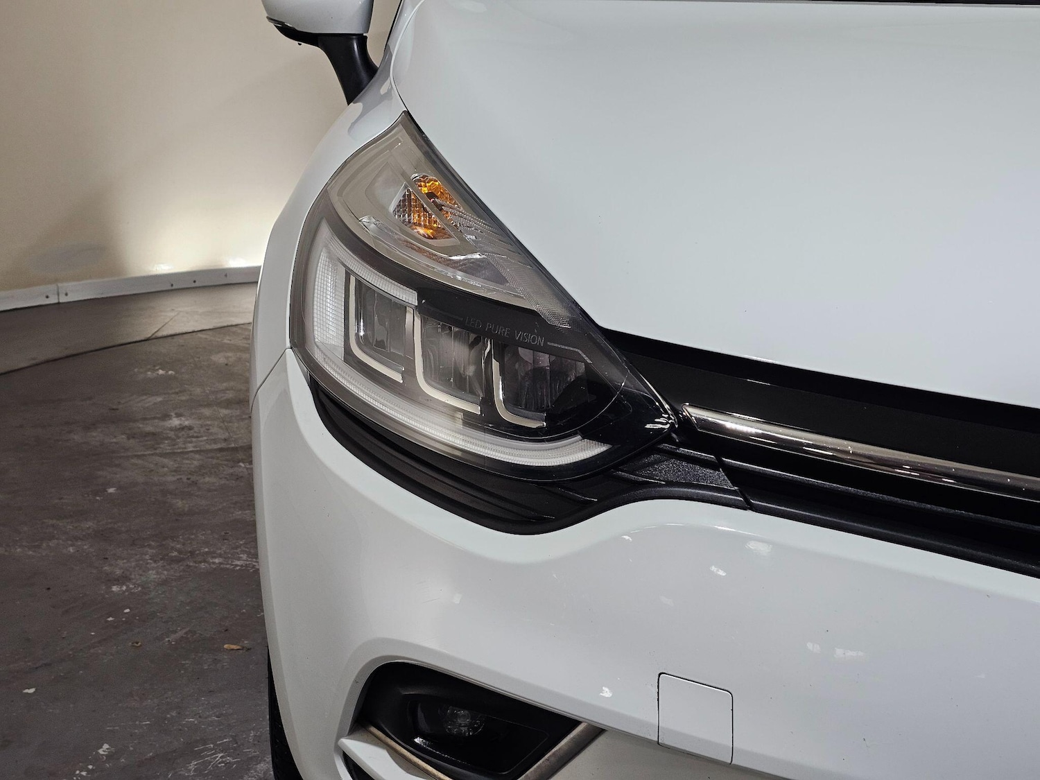 Used Renault Clio 2018 for sale - 76433238: Photo 12